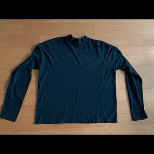 Everlane Black Square Mock Neck Tee